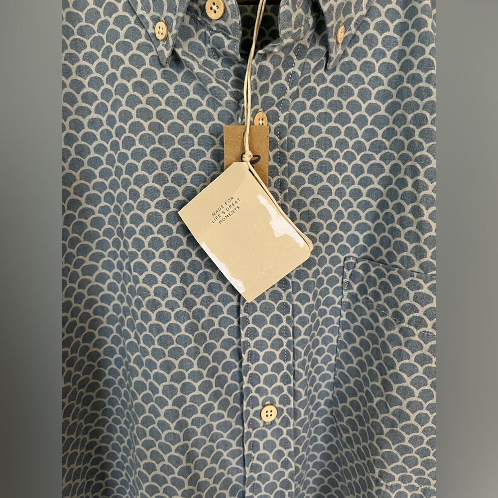 NWT Men’s Faherty Short-Sleeve Stretch Playa Shirt Fishscale Redux print XL blue - Picture 4 of 9